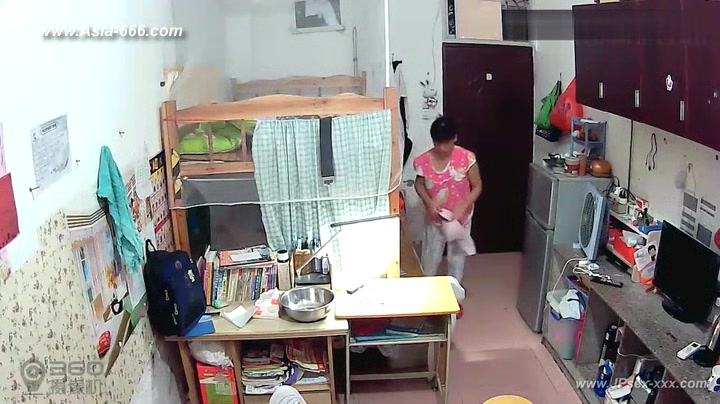Hackers use the camera to remote monitoring of a lover's home life.226