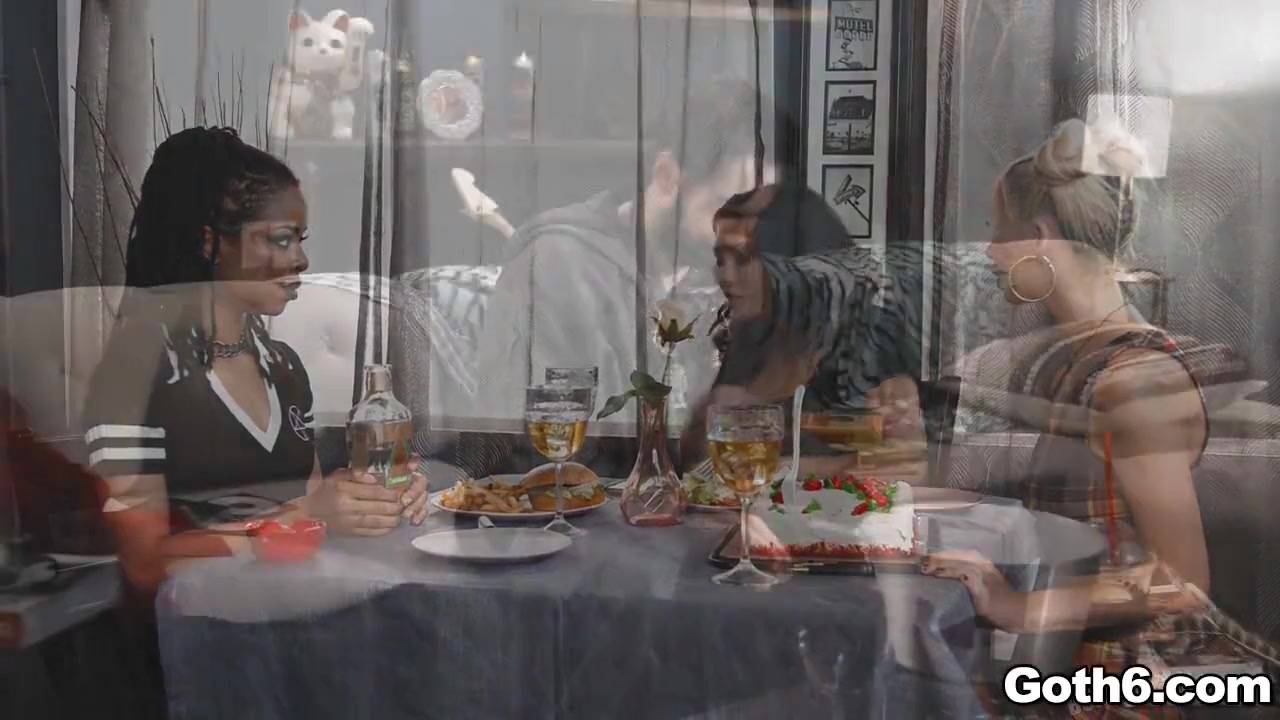 Jane Fucked Tommy To Save From Her Wicked Friends