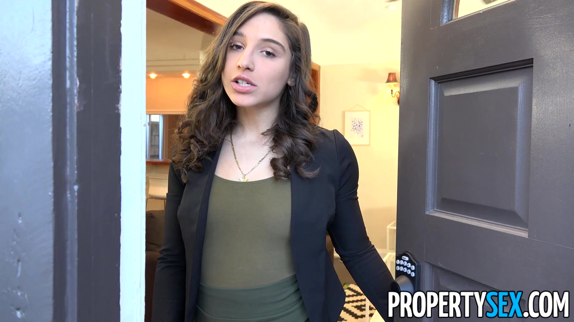 PropertySex College student 18+ Fucks Thick Ass Abella Danger