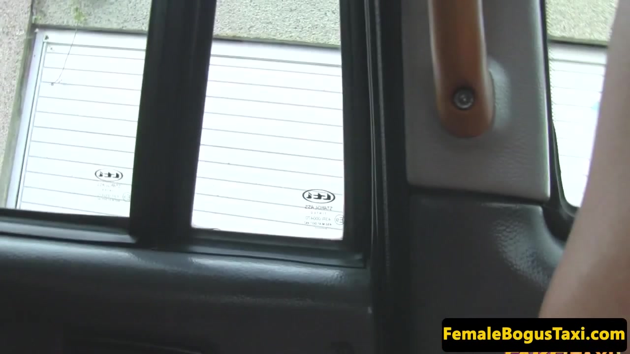 Bigtitted british les pussylicking taxi babe