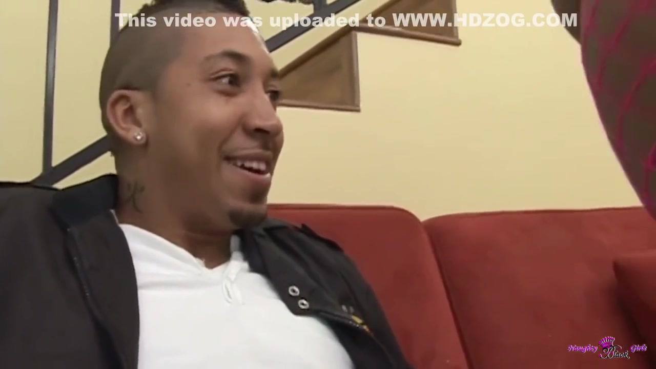 This Guy Is Very Lucky Because He Gets O Fuck This Totally Arousing Black Ass