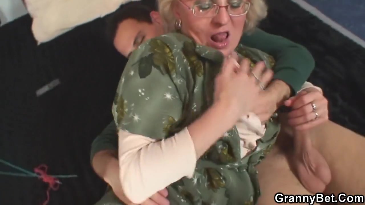 60 Years Old Mature Woman Hot Fucking