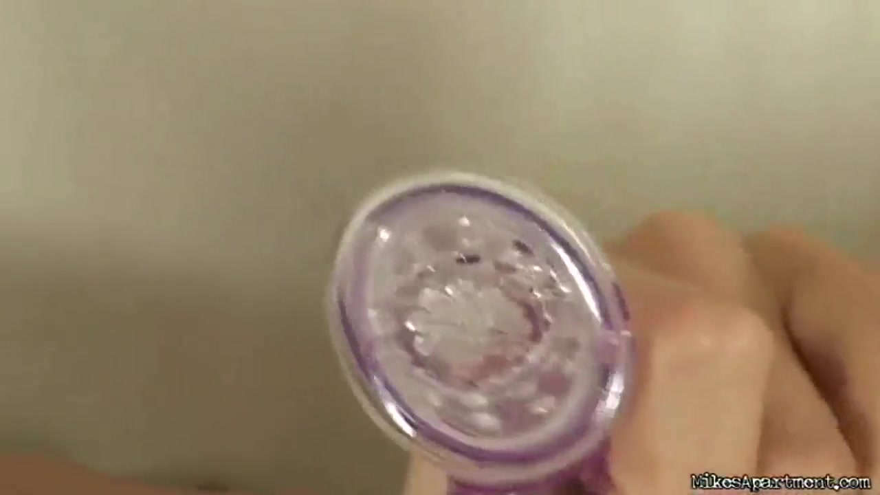 Slim beauty Zooey enjoys masturbating all alone