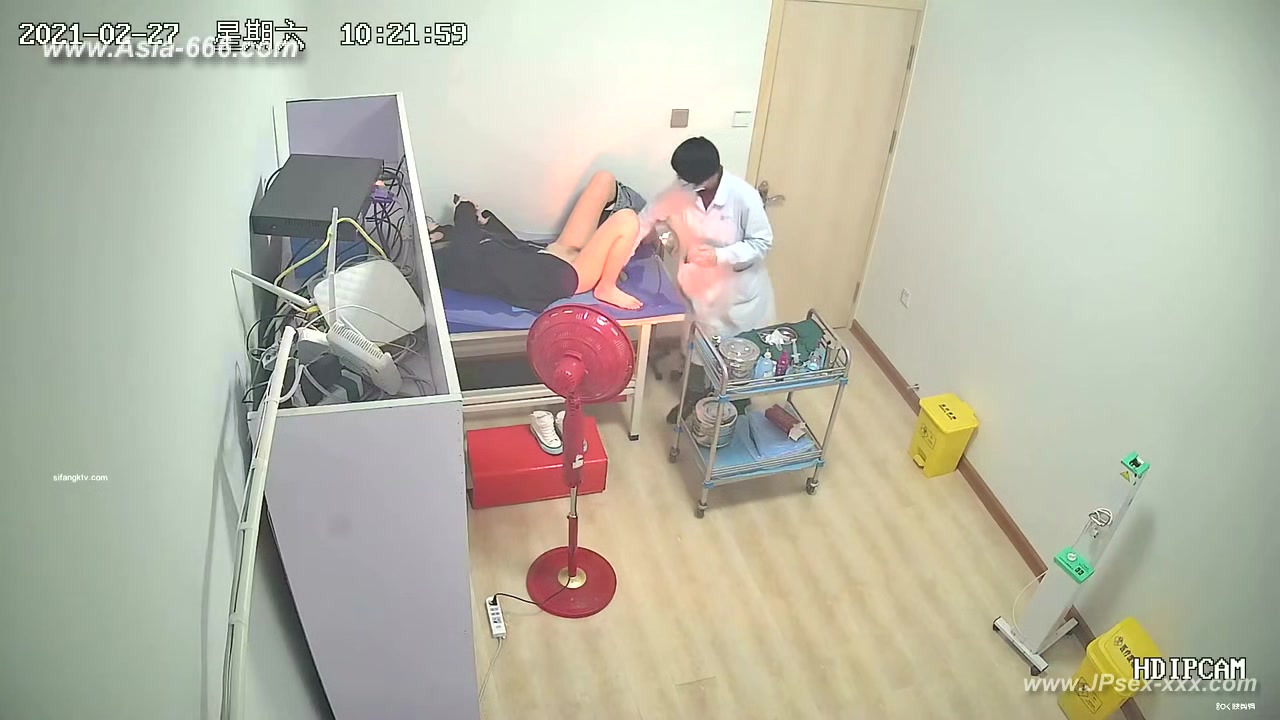Peeping Hospital patient.10