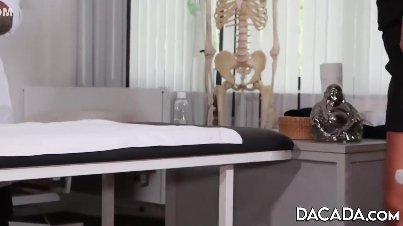 Da Cada - Horny Cougar Fucks A Younger Doctor On The Table