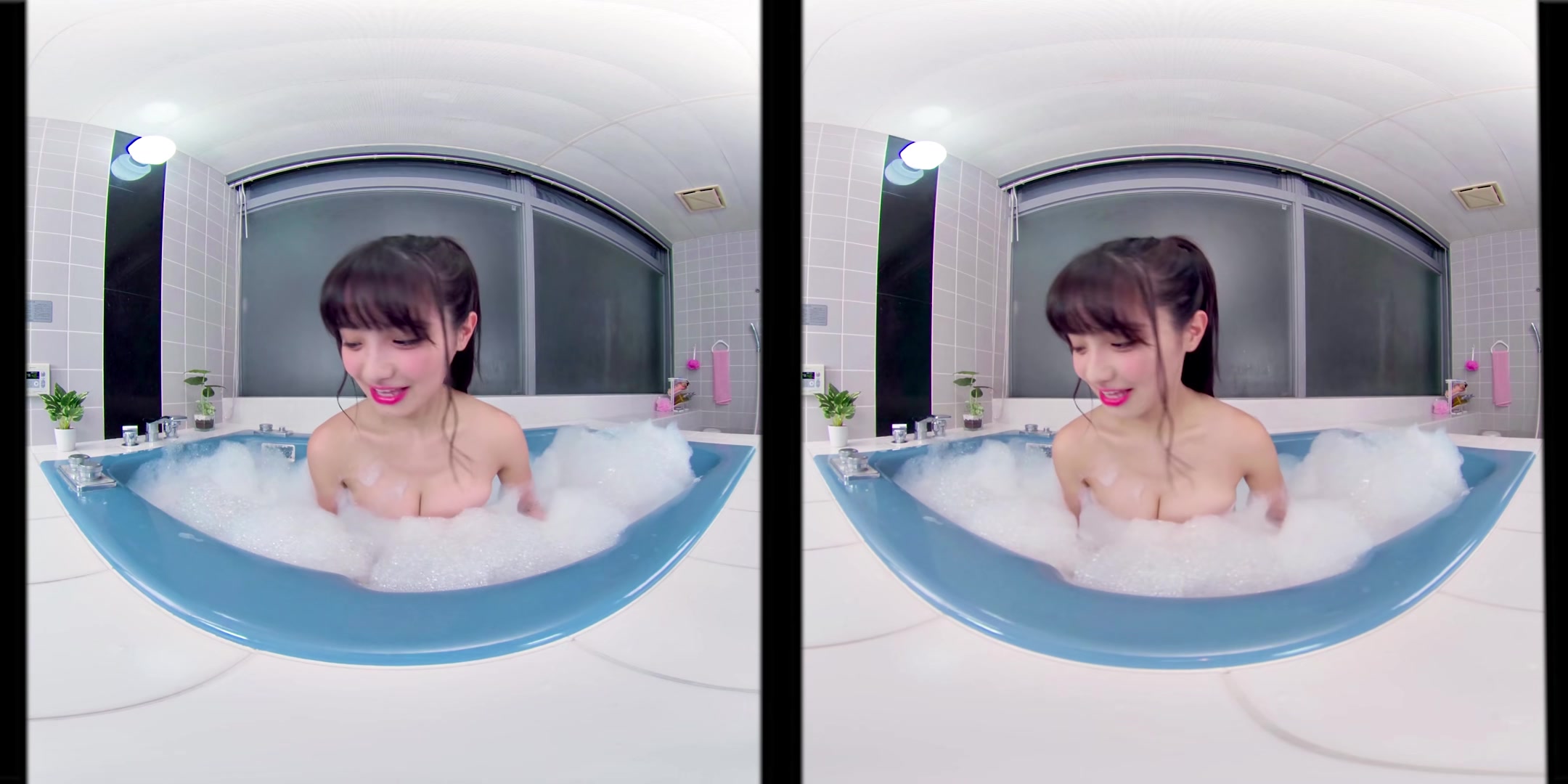 Saya Kataoka - Saya Bubble Bath Selfie & Massage - VRJapaneseidolsParty