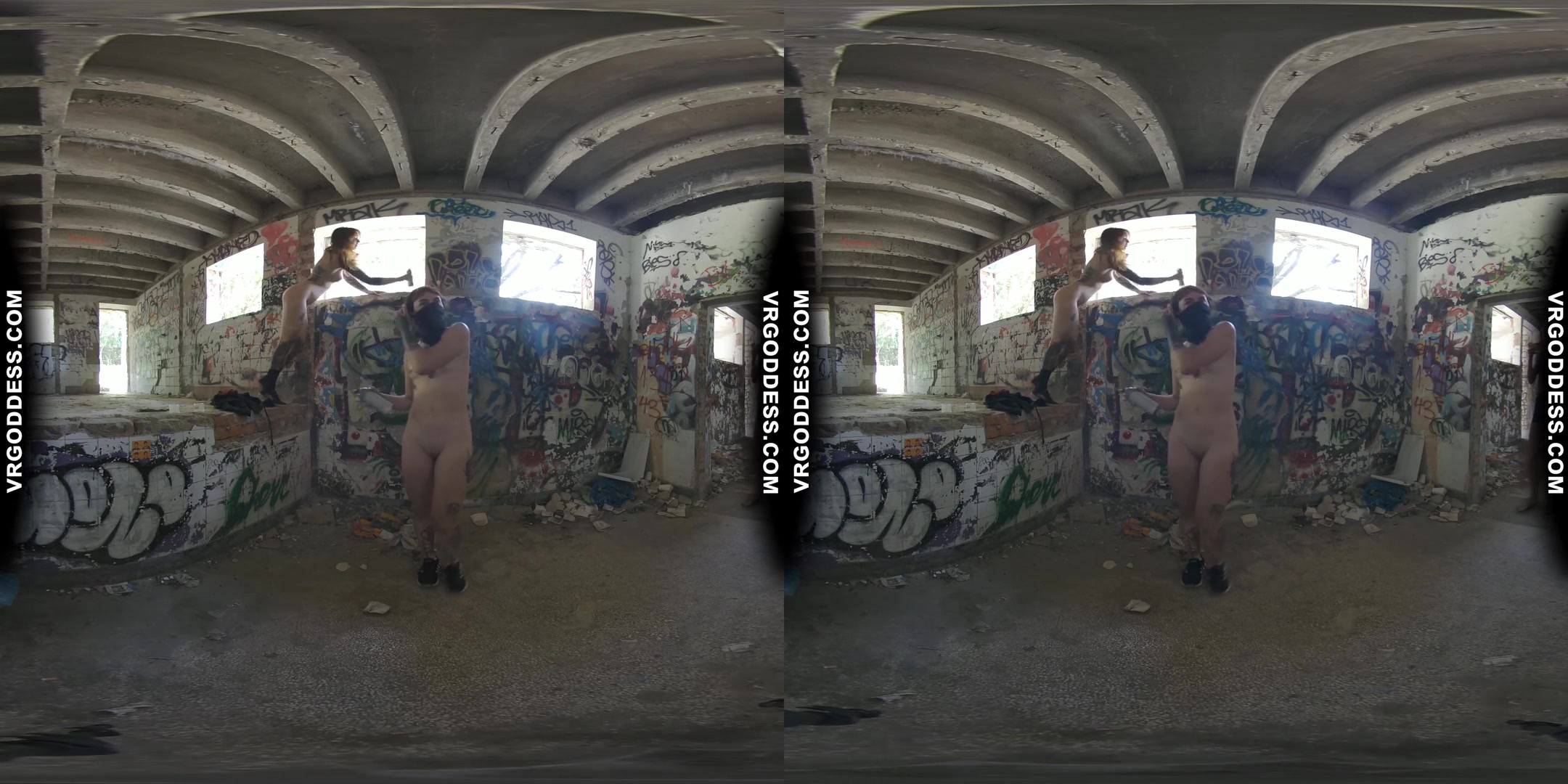 Risky Public Nudity Hot Girls On Vacation Spray Painting Graffiti Brille & Cherri Also Topless Beach