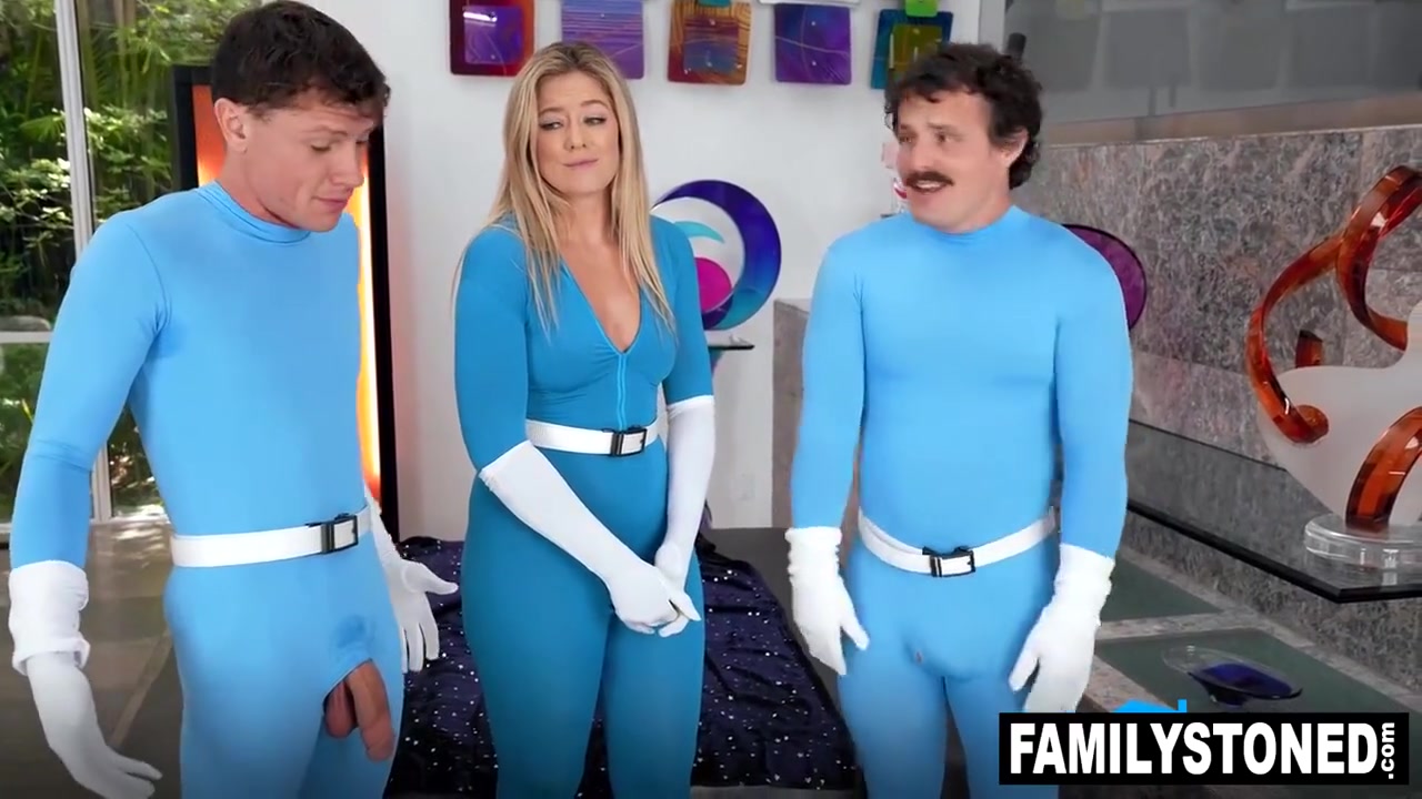 River Lynn And Rion King - Threesome Sex With Robby