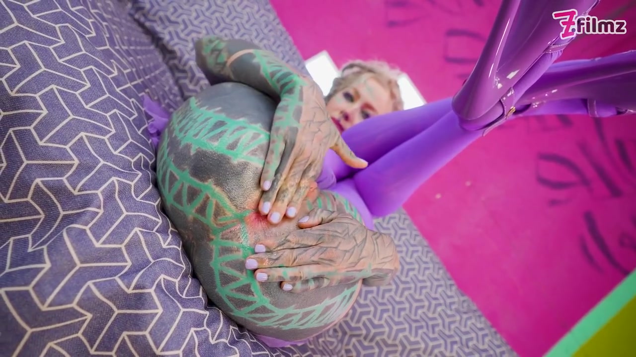 Slim Tattooed Hippie In High Heels Gets Anal Fucked And Gapes Her Ass For Load Of Cum