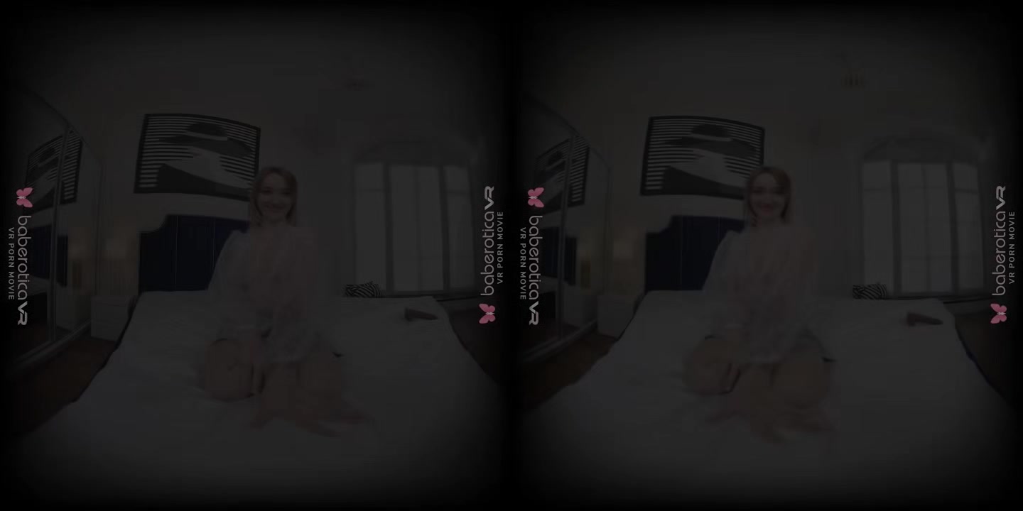 Masturbation session for our sexy Ukrainian Lorin - BaberoticaVR