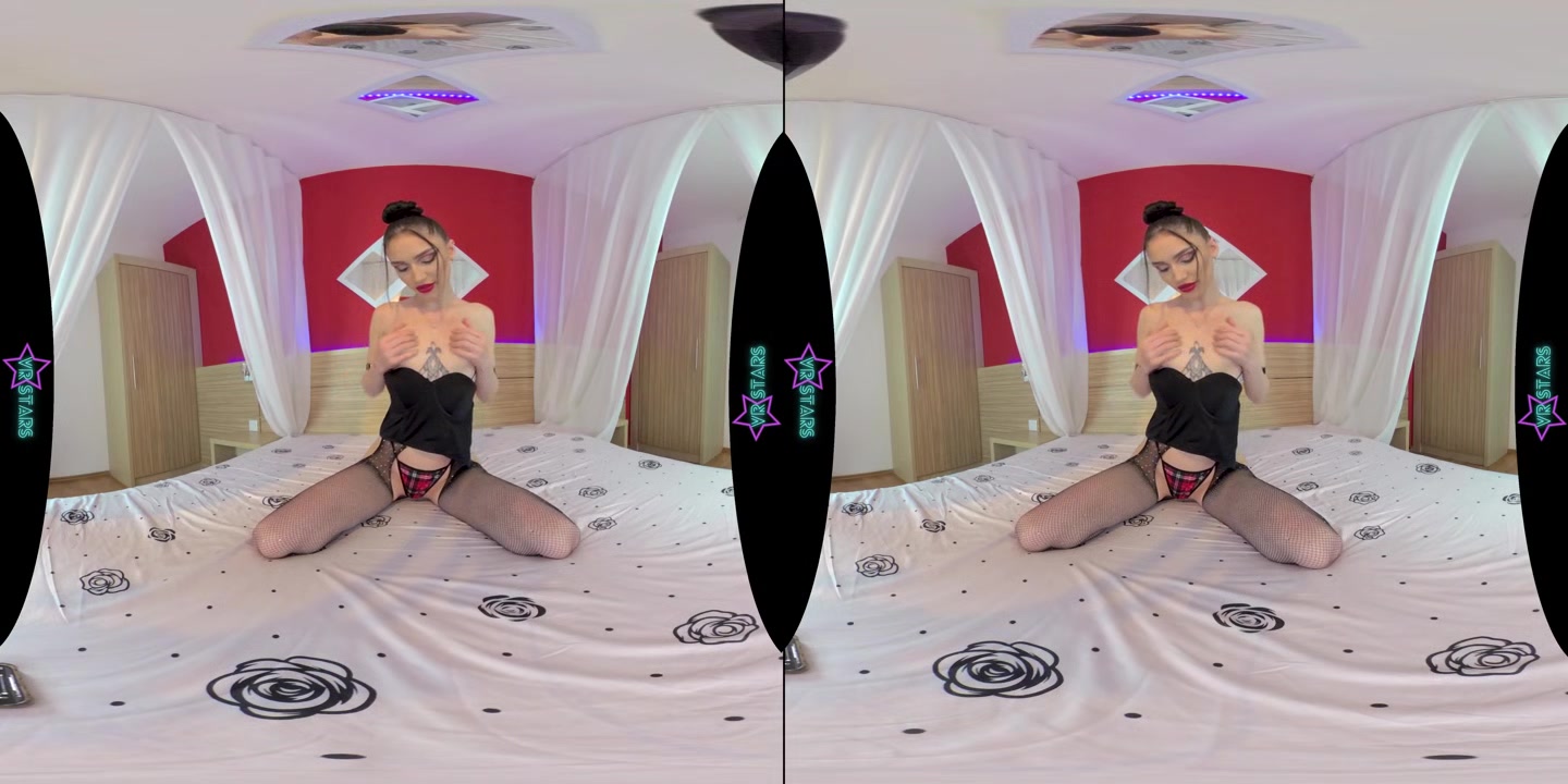 Striptease And Delicious Finger Fucking My Pussy Until I Cum - VRStars