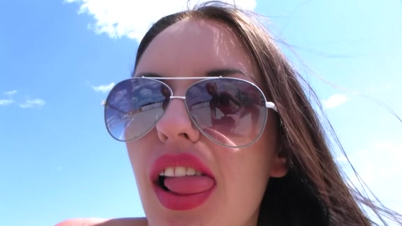 Gf with big clit fucked from behind