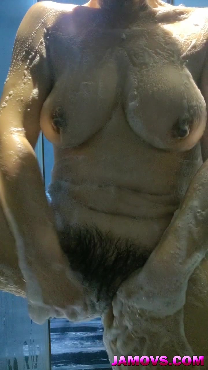 The best Chinese mannequin ever had a foreigner hard-fuck her.
