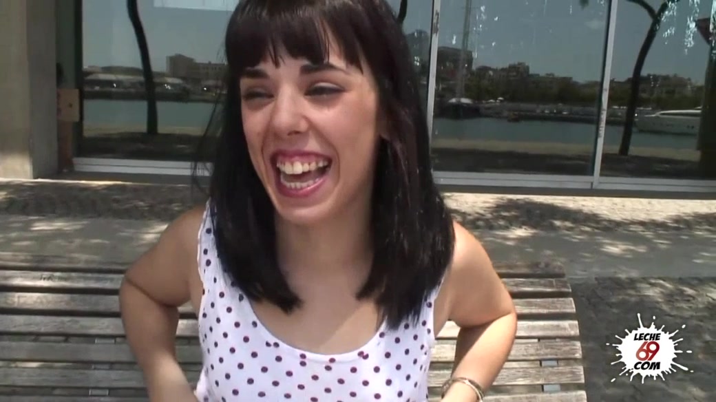 Andrea Teide in Spanish teen 18+ needs the cash - Leche69