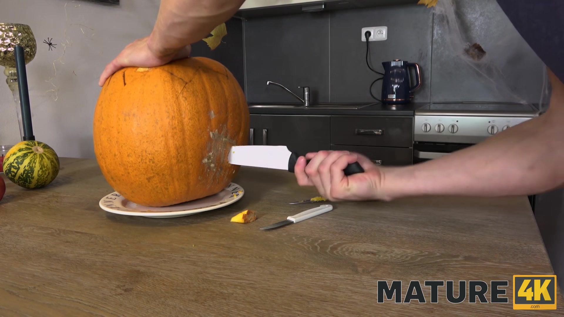 MATURE4K. Halloween pumpkin pie