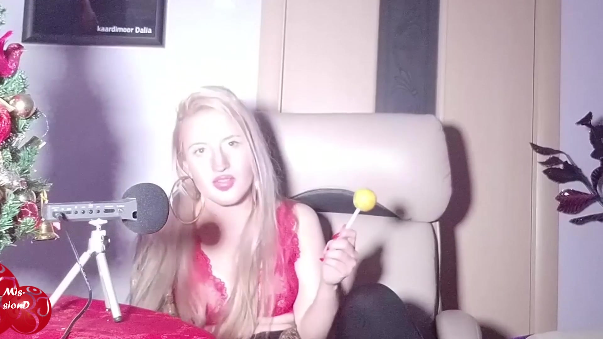 Lollipop Licking And In Russian Speaking - Sex Movies Featuring Findom Goaldigger