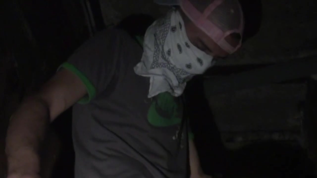 Straight discreet Arab fuck a gay in a discreet basement - CrunchBoy