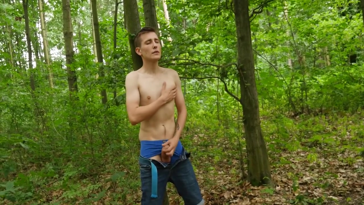 Horny Gay Twink Masturbates Outdoors With Ivan Gula
