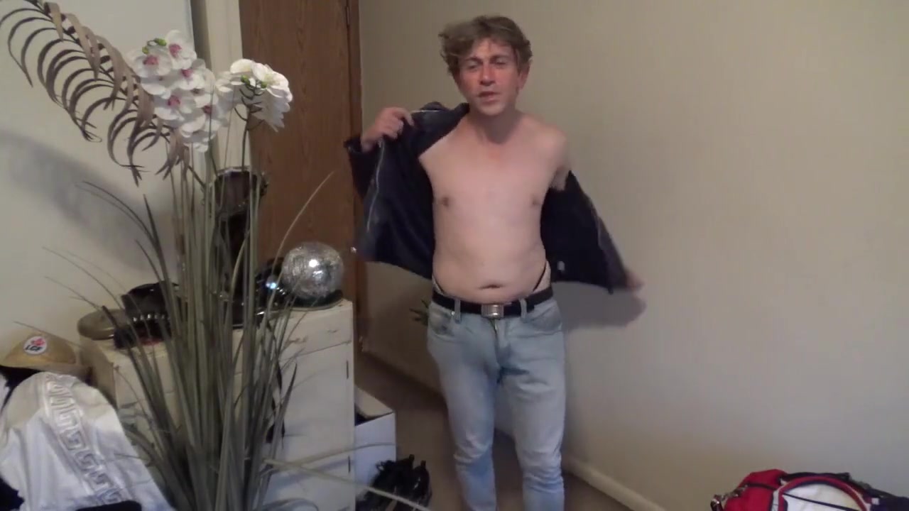 Shy College student 18+ Has Czech Guy Webcam Sex!