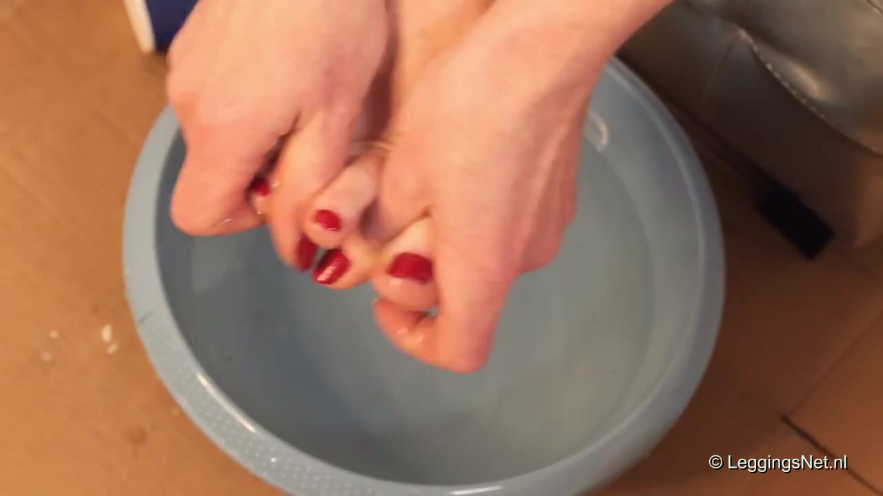 Wash Feet