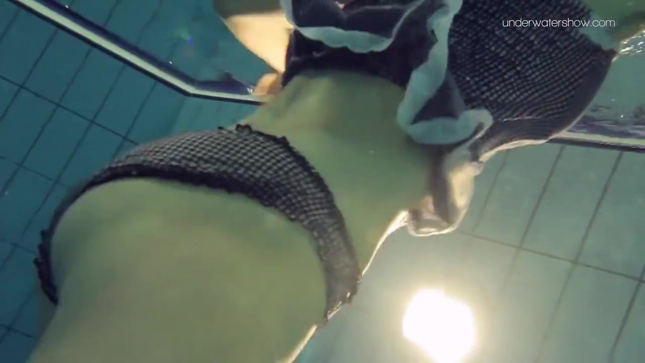 Blue Dressed Duna Bultihalo With Big Tits In The Pool