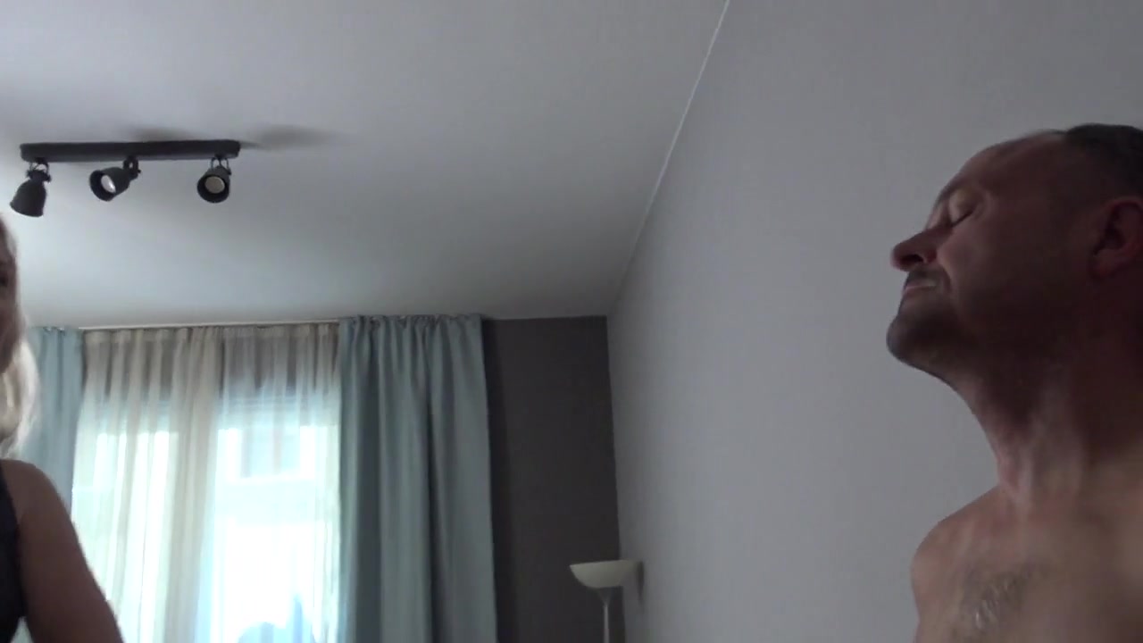 Giantess choking by Femdom Austria
