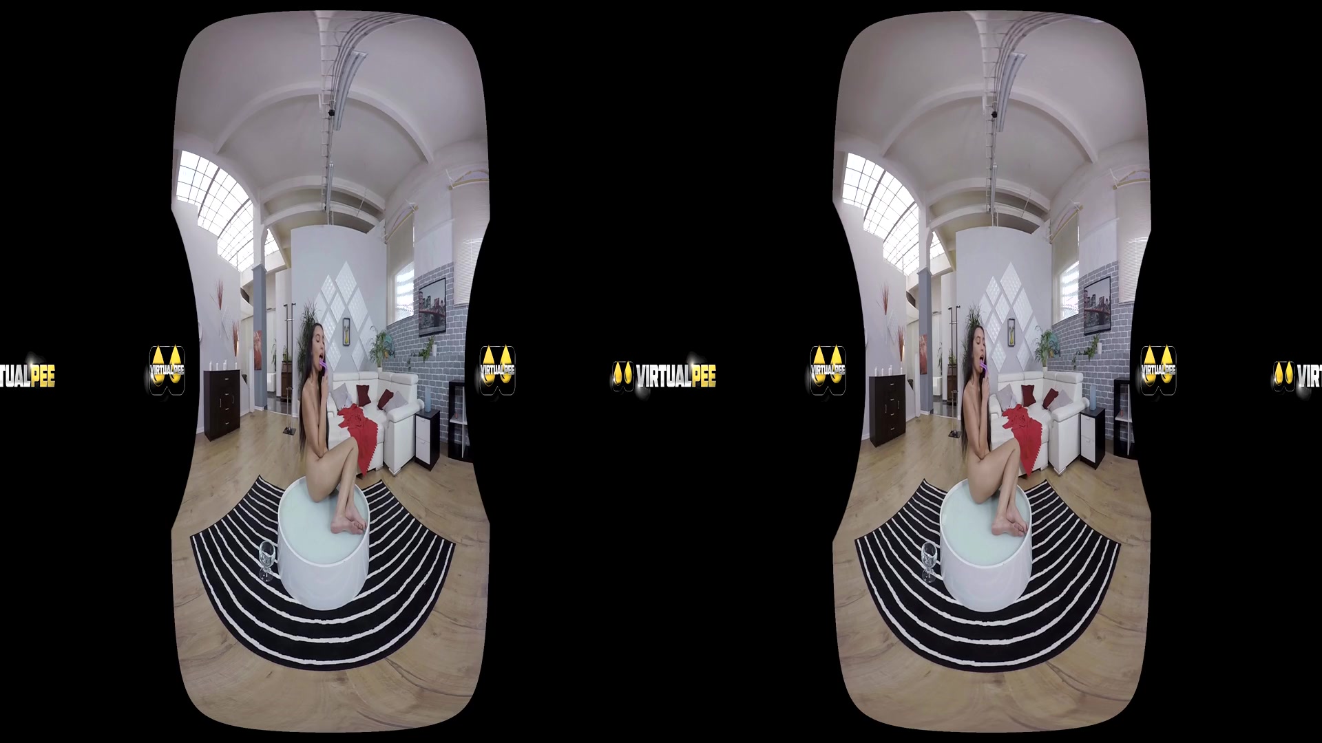 Amanda Estela in Gulping Her Piss - VirtualPee
