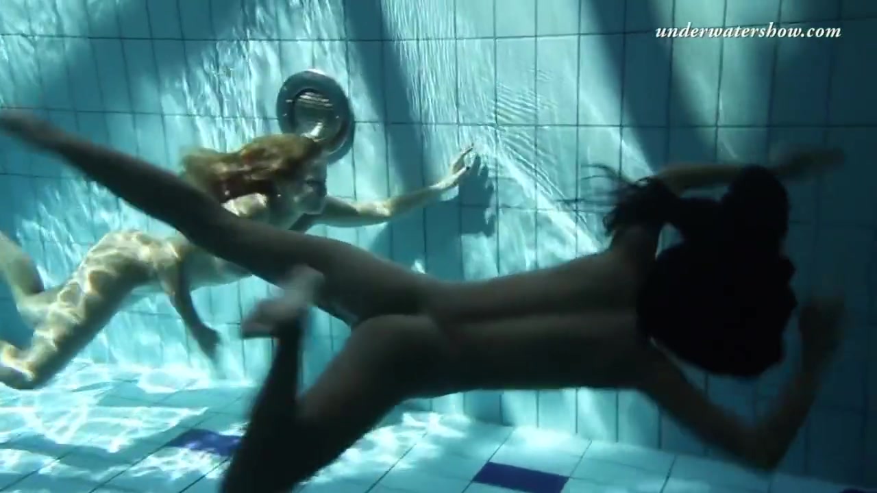 Silvie And Zhanetta Are Naked In The Pool