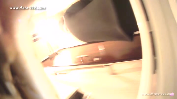 peeping Korean restaurant toilet.21