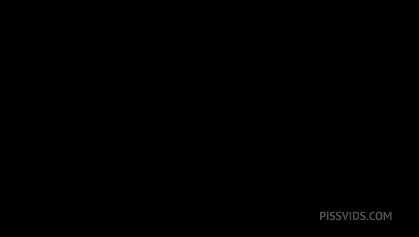 Candy crush been fisted and drinking pee from 3 big cocks and Polly Petrova (Dap, gapes, pee in ass cream pie pee cocktail) - PissVids