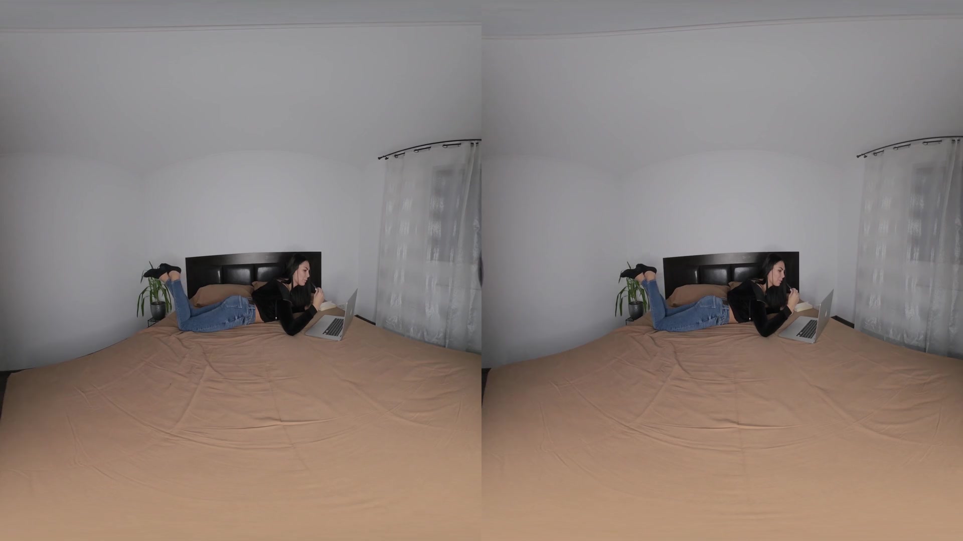 Kilenya Patrice - Bedroom; Amazing Amateur Teases you In Bed