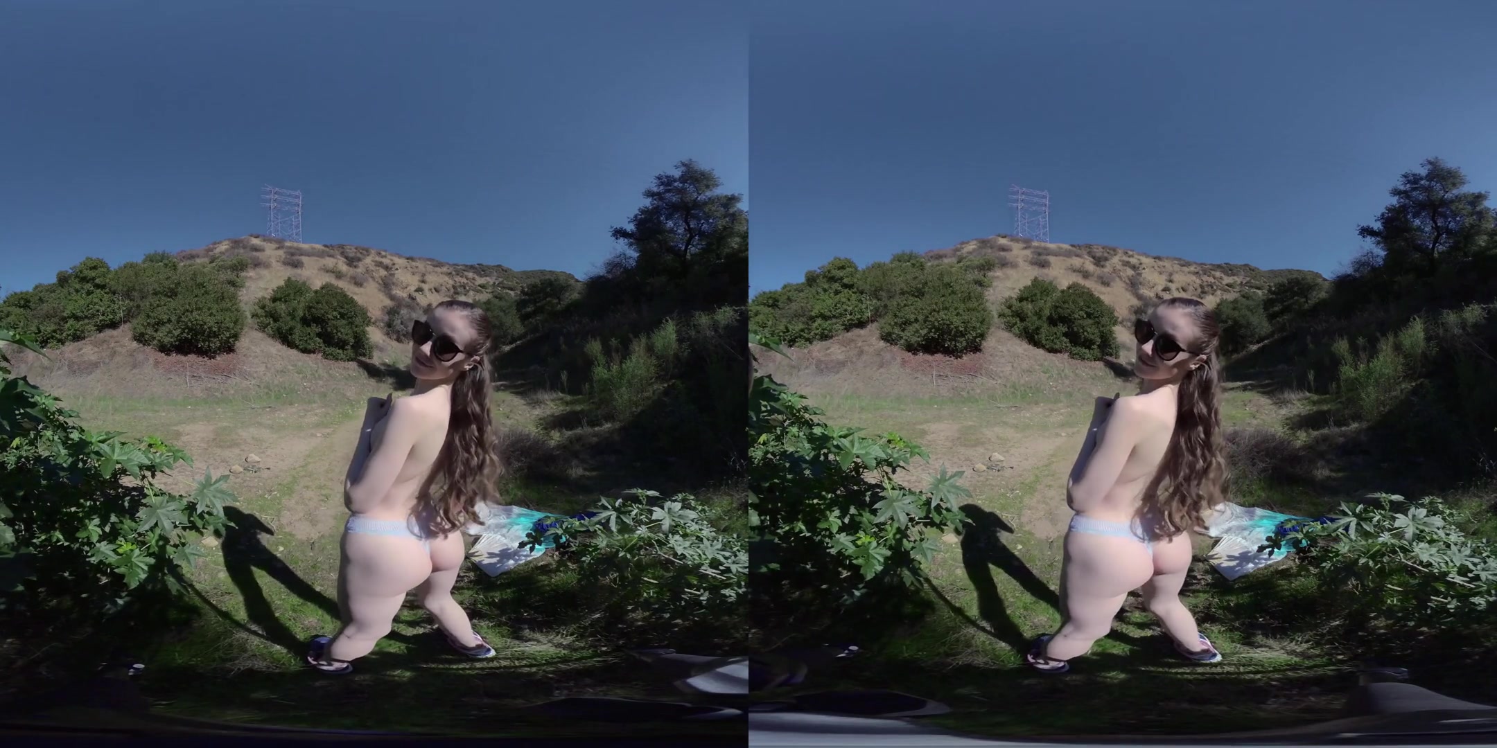 Fans - Beautiful Amateur Outdoor Nude Exhibition