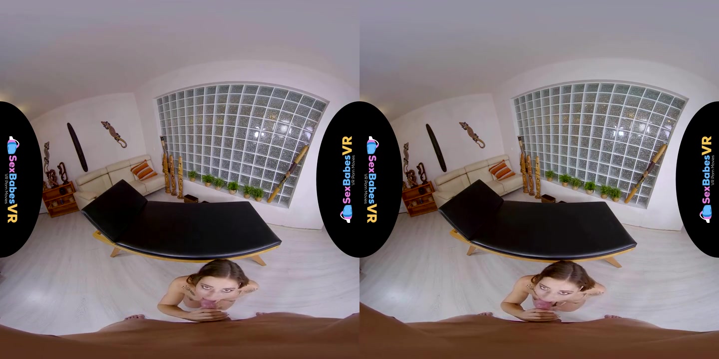 VR porn - Poolside Invitation - SexBabesVR