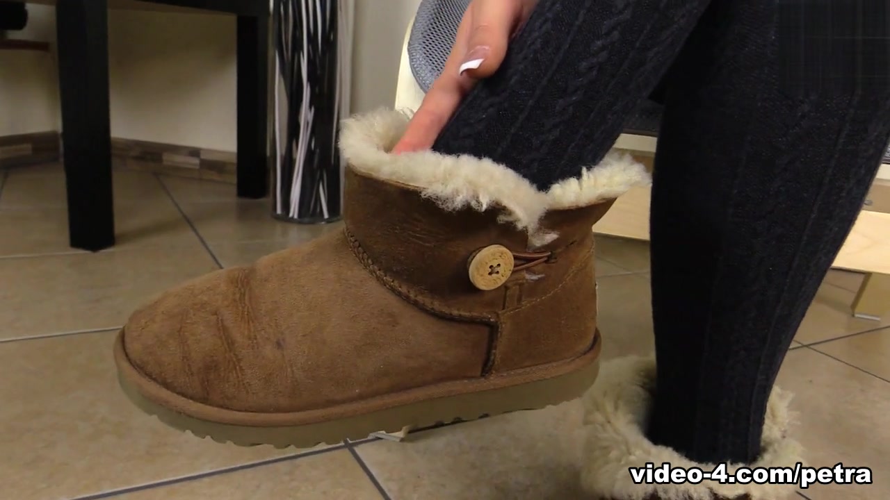 PetraFeet Video: Collant Pesanti