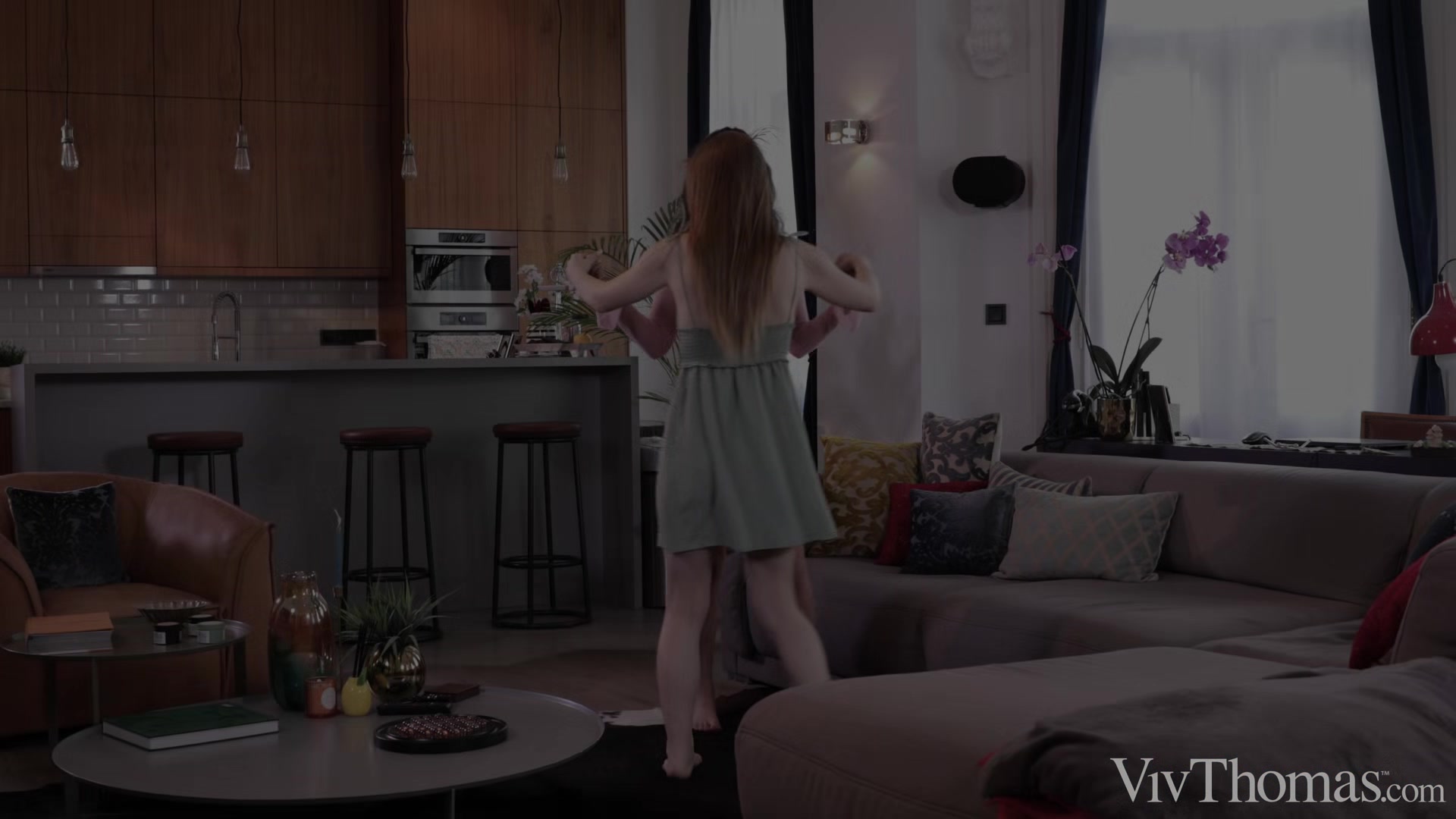 Dance With Me - Lola Bredly & Sylvia Wise