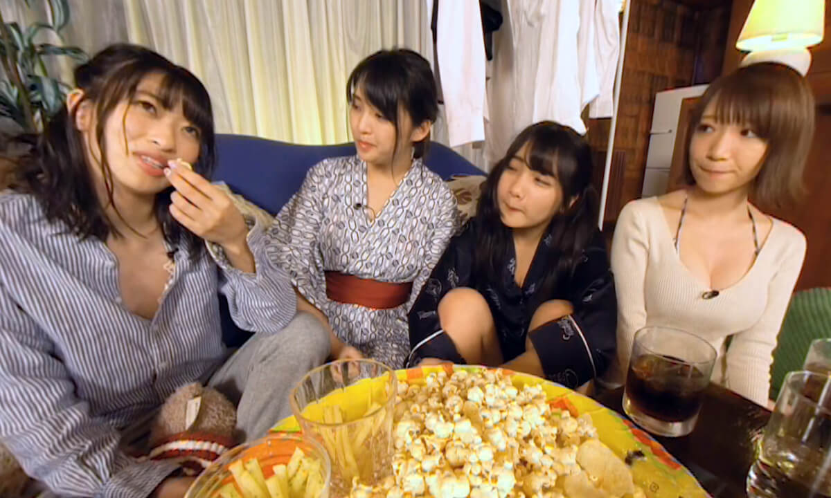 VR Gravure Idols Association Vol. 2: Naughty Wager - VRJapaneseidolsParty