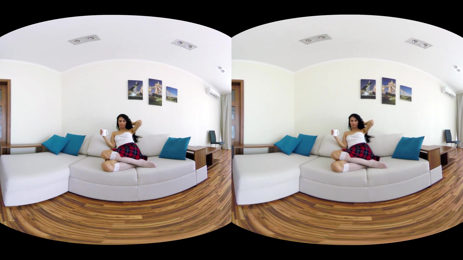 Sally Palmer in Coffe Break - RealJamVR