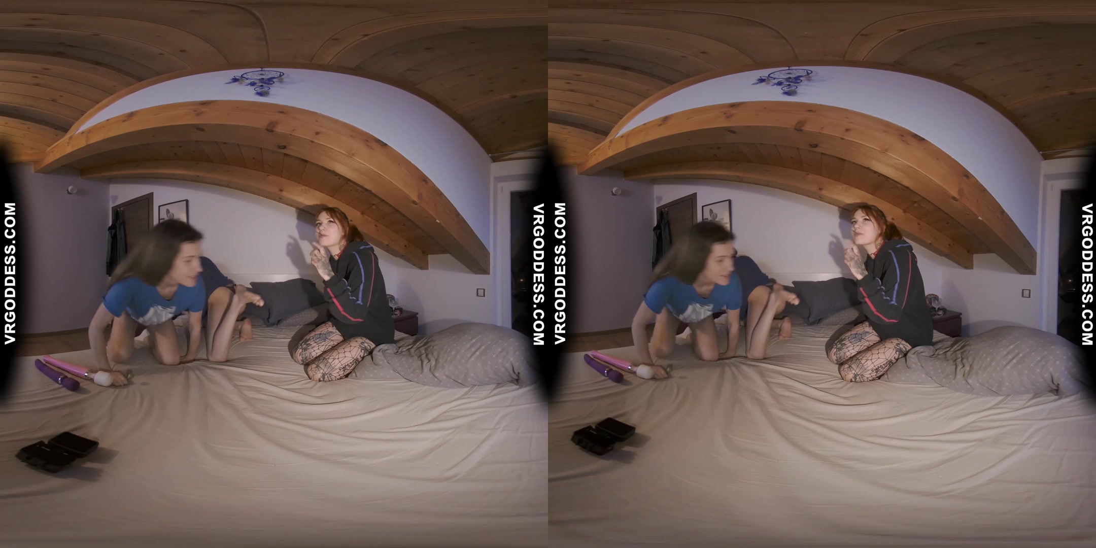 Vacation Lesbian Threeway Red Lipstick Candy Suckers Cheri Josie Cause Deep Pussy Orgasm For Poppy