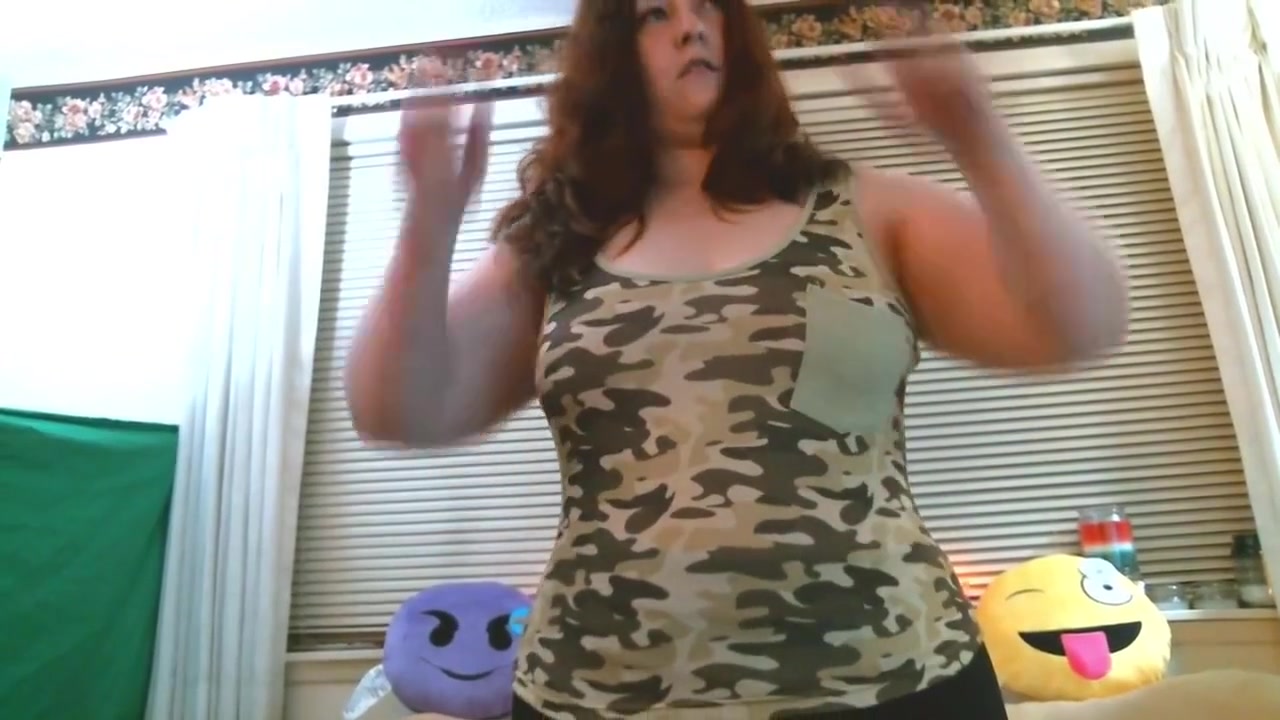 thick redhead tries on some clothes and shows off her ass and tight pussy