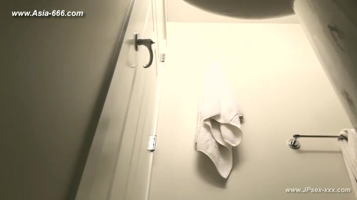 peeping blonde amateur change undies in bathroom.***