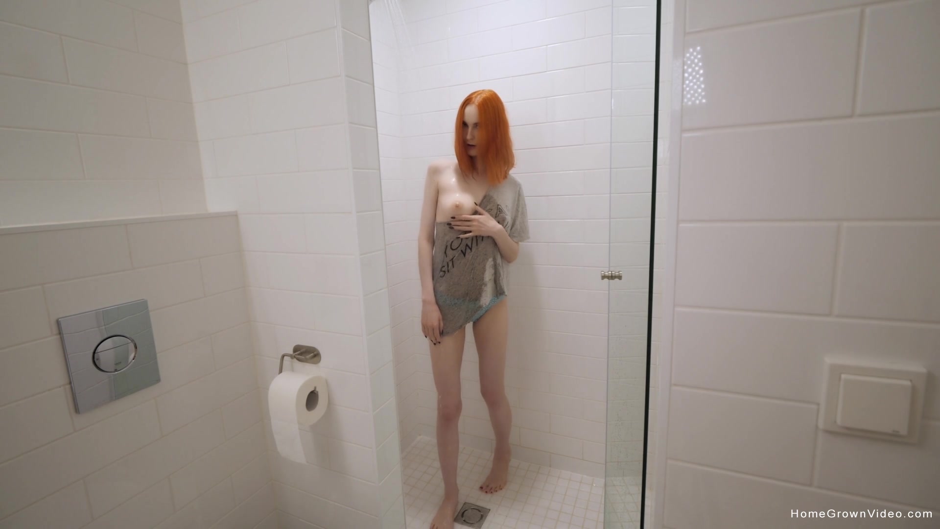 Banged In The Bathroom - Shina Ryen