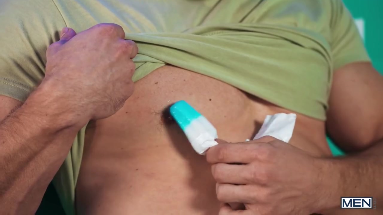 Johnny Donovan And Jake Preston - Icy Treats And Twink Passion