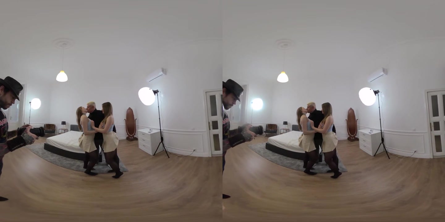 Perfect Body College Cuties First Threesome - PornoDanVR