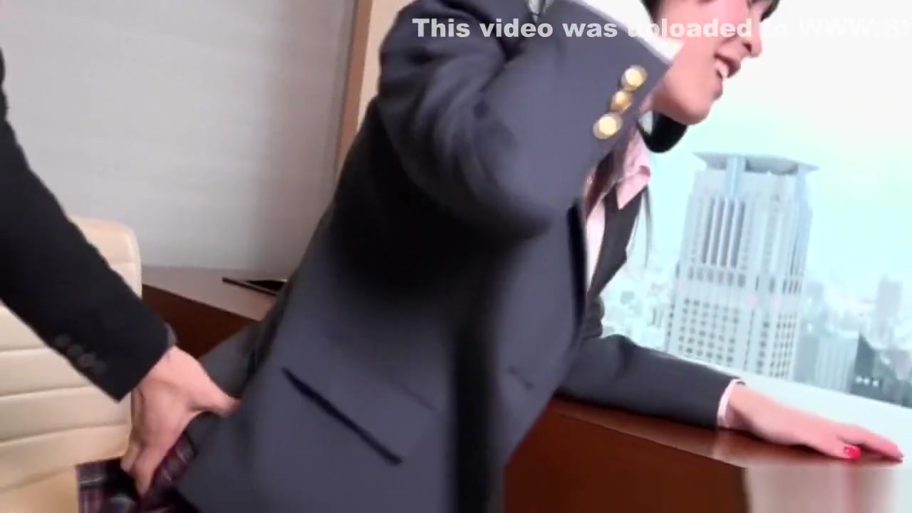 Newhalf office amateur rimmed by colleague