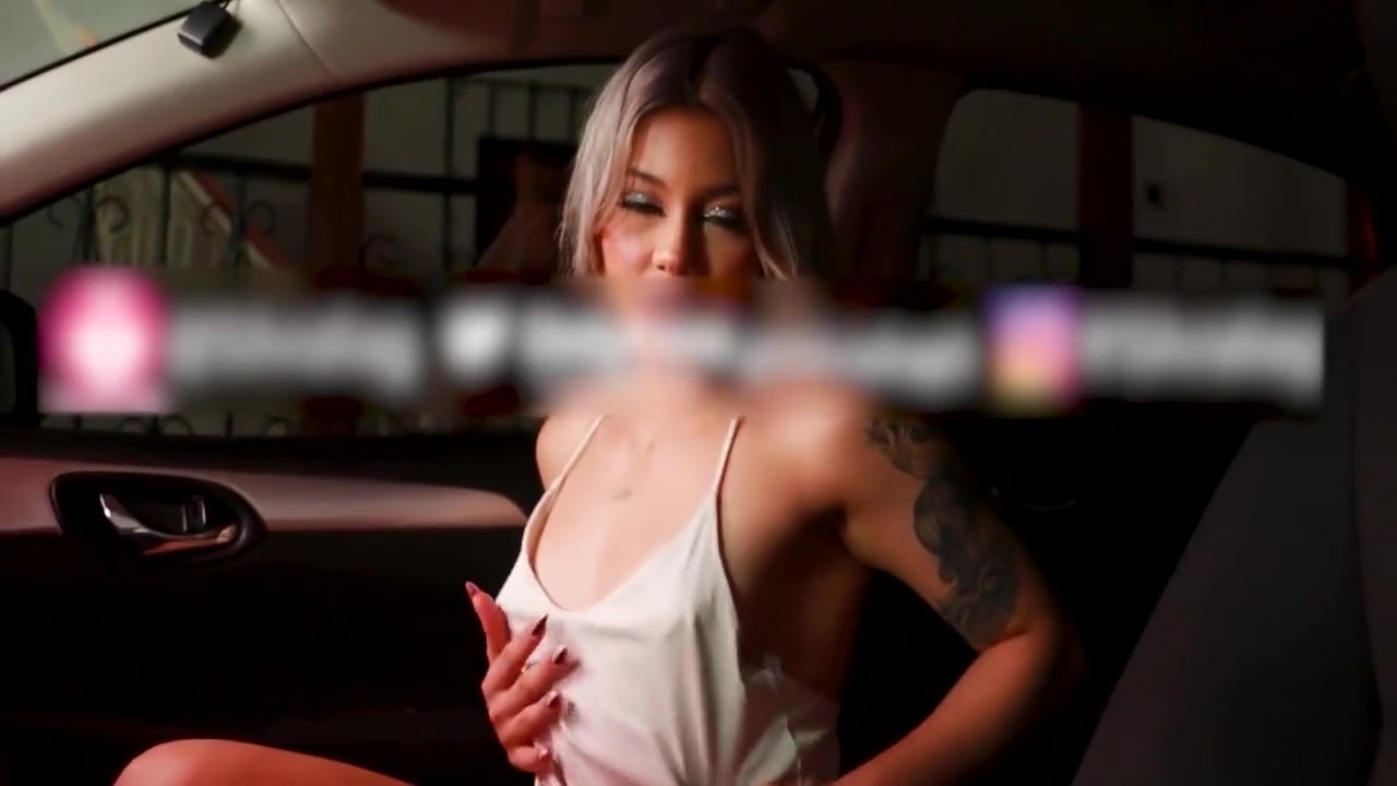 Silvialiag - My Best Friend Picks Me Up From Work, I Would Like To Fulfill My Fantasy Of Getting Fucked Hard In The Car And Having Them Come On My Face 10 Min