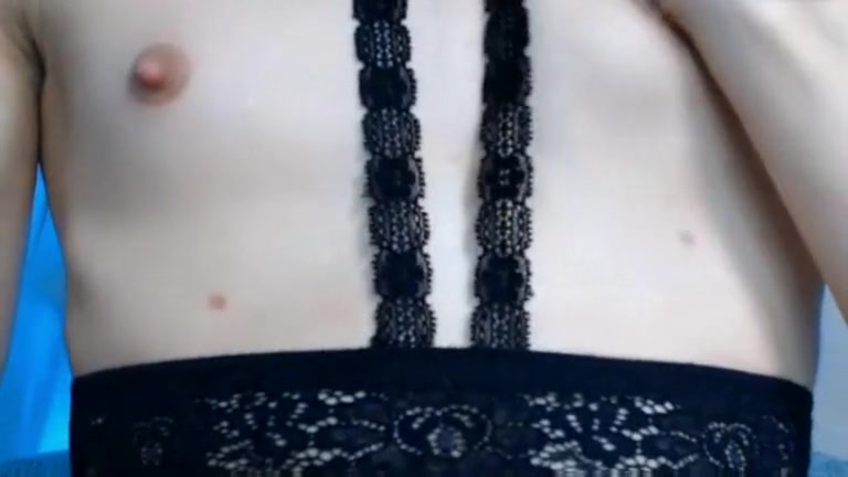 Horny Shemale Wanking Her Dick So Hard On Cam