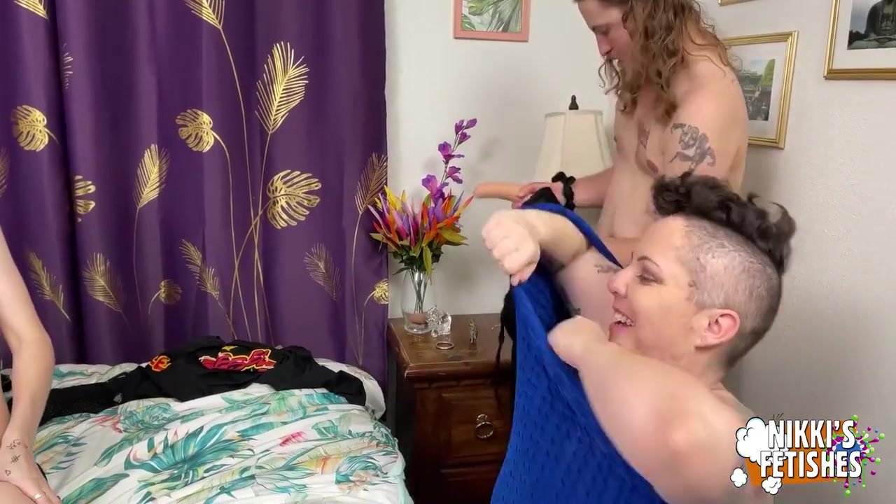 Nikkisfetishes - Nikki Decided To Fucked