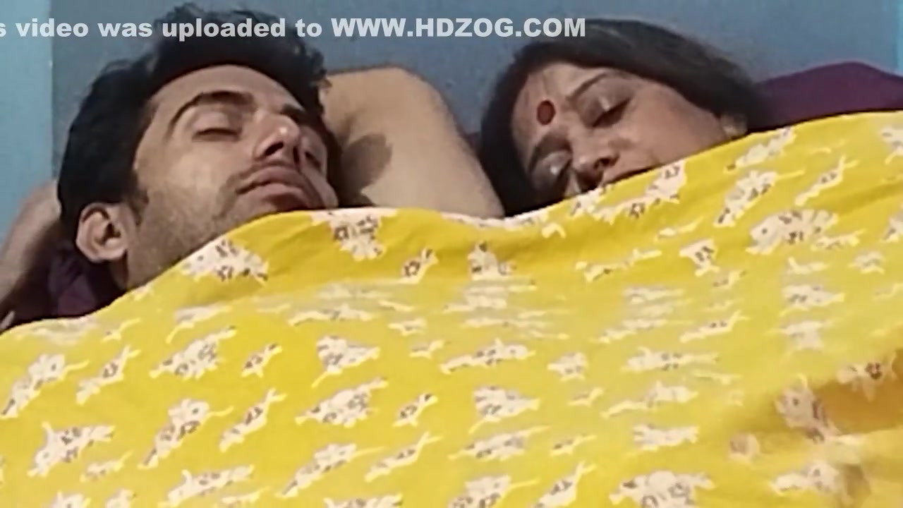 Pote Ne Dadi Ke Sath Kiya Chudai Andheri Raat Me