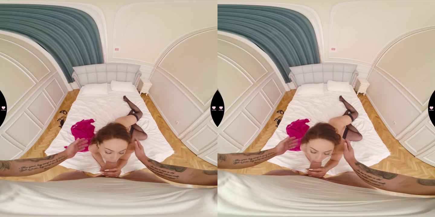 It's Very Hot Today And Her Pussy Is Wet - LustReality