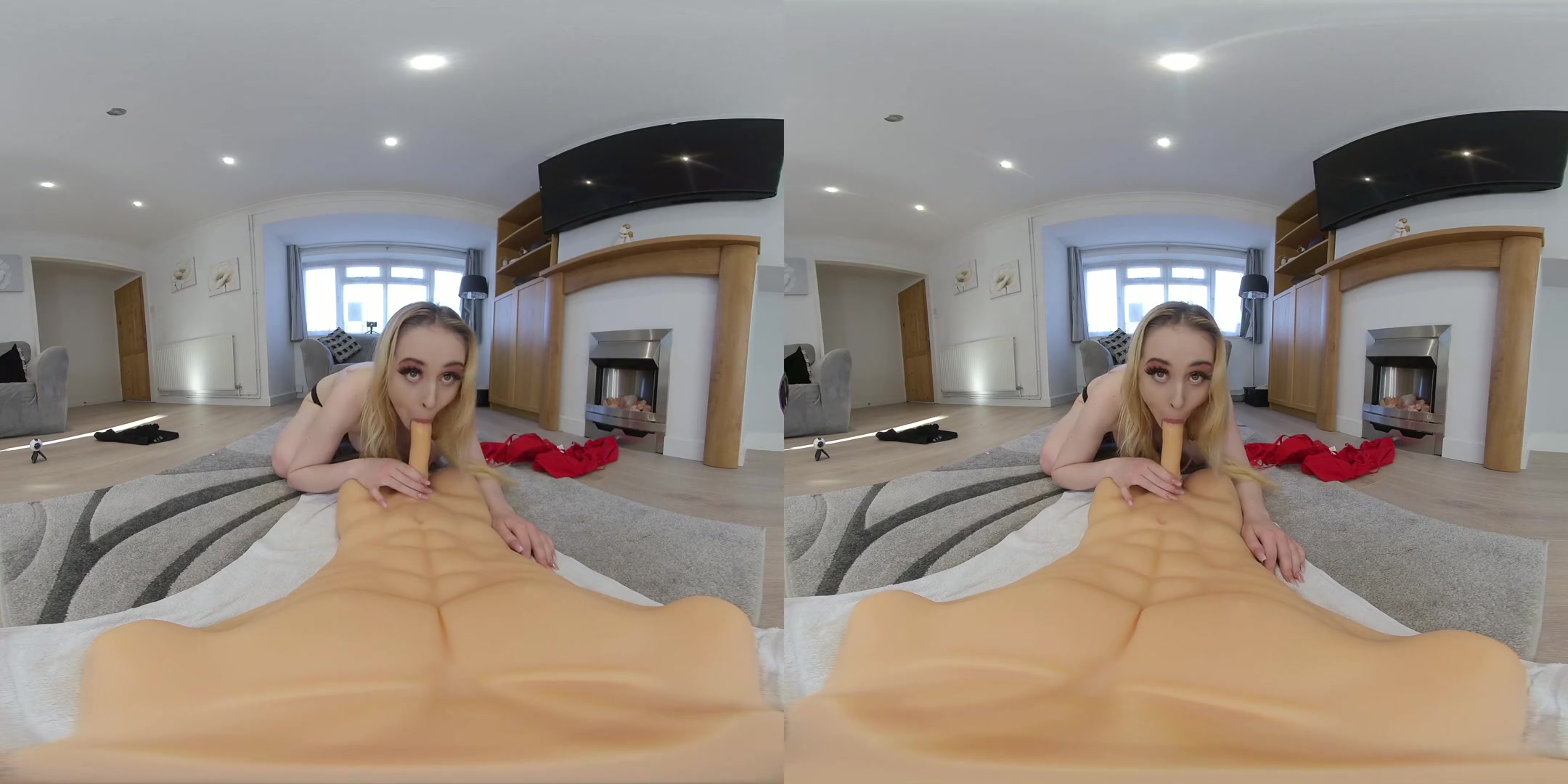Oral Fixation - Busty teen 18+ Amateur Ellie Louise